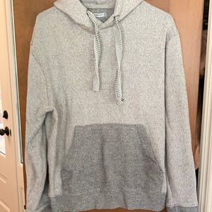 PD&C men’s soft sweatshirt